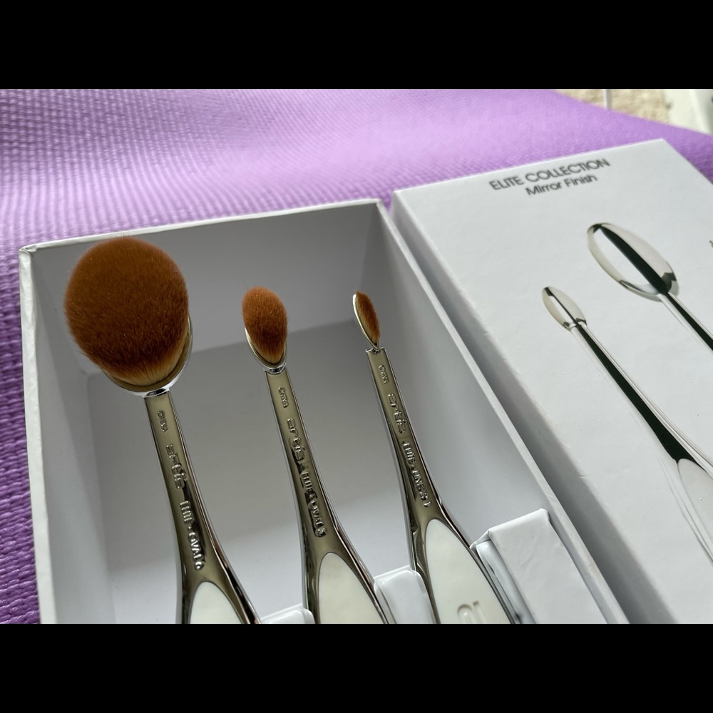 Artis Elite brush set